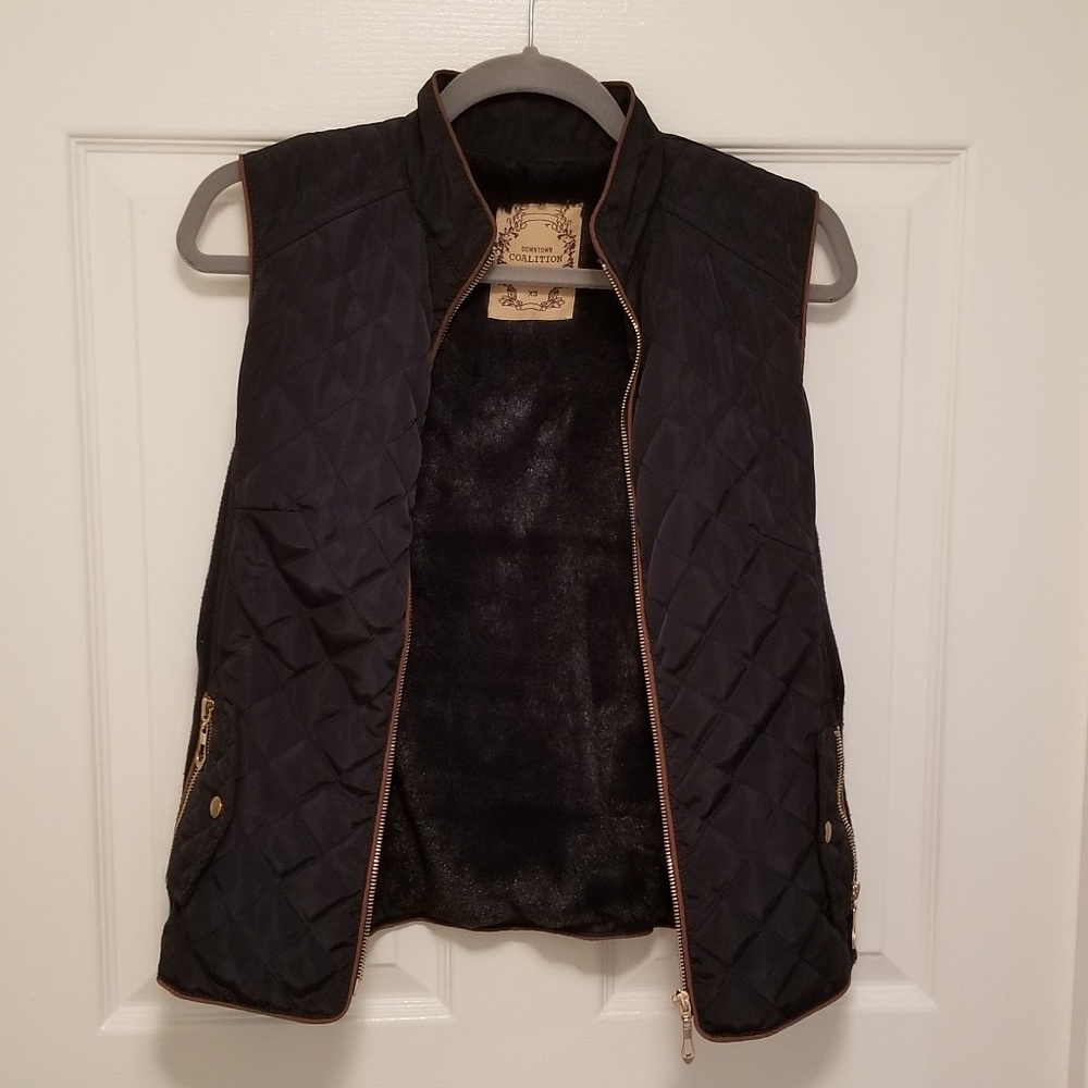 Downtown Coalition Navy Vest XS